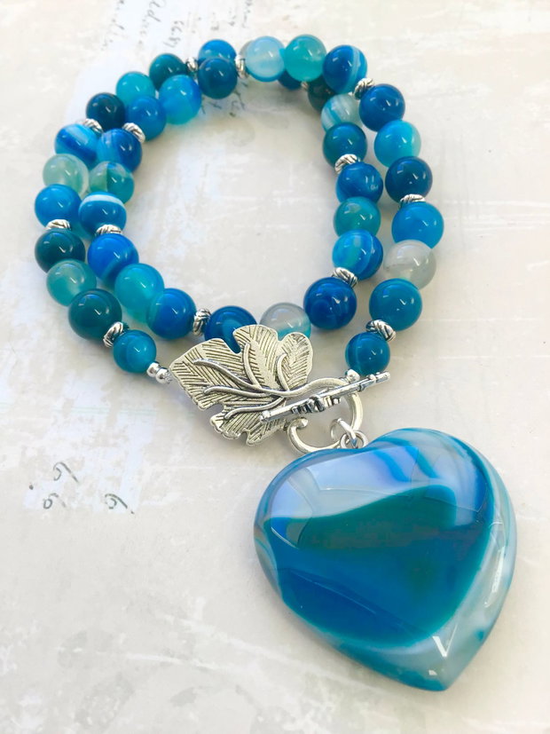Colier vintage inima agate albastre