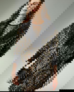 Medicine sacou culoarea negru