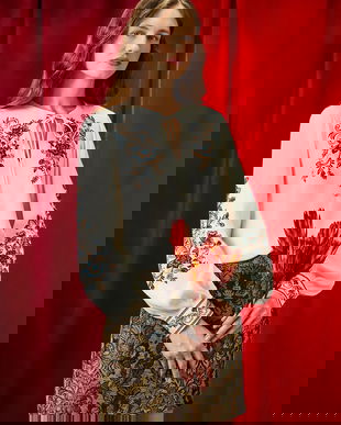 Medicine bluza culoarea bej, cu imprimeu