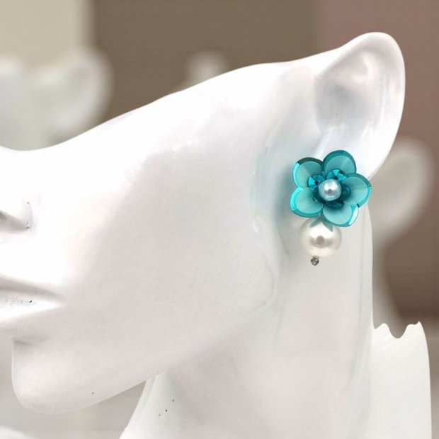 Rezervat Cercei - BLUE Glam Flowers