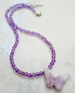 Colier CHOKER Fluture Lepidolit & ametist