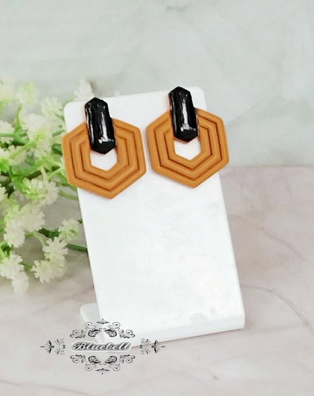 Cercei studs cu rășină