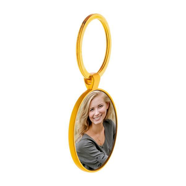 Breloc metalic, personalizat, Piksel, rotund, cu finisaj auriu in cutie kraft