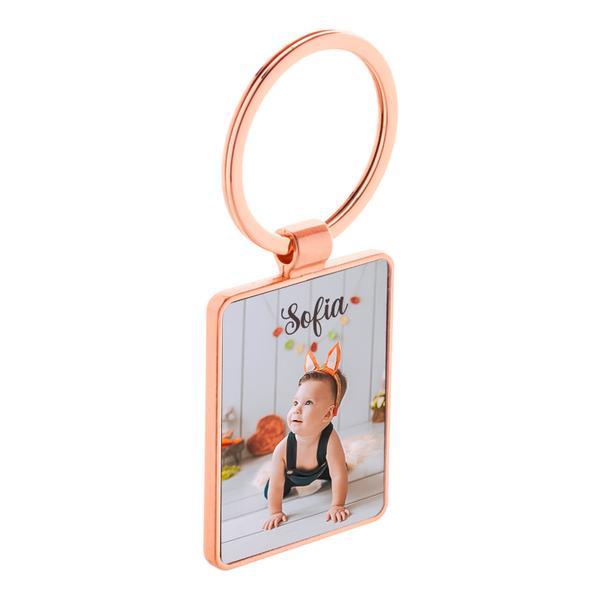 Breloc metalic, personalizat, Piksel, dreptunghiular, cu finisaj auriu roz in cutie kraft