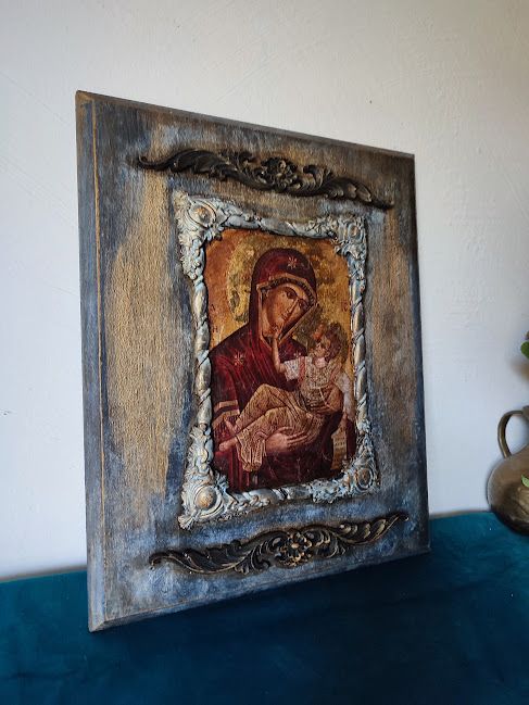 Icoană handmade pe lemn Fecioara Maria cu Pruncul