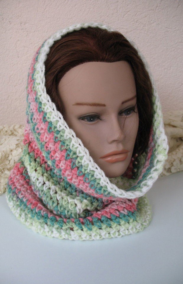 Guler/fular/accesoriu crosetat