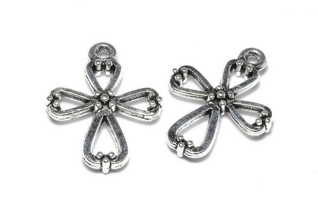 Pandantiv metalic, cruciulita, argintiu antichizat, 22x17 mm