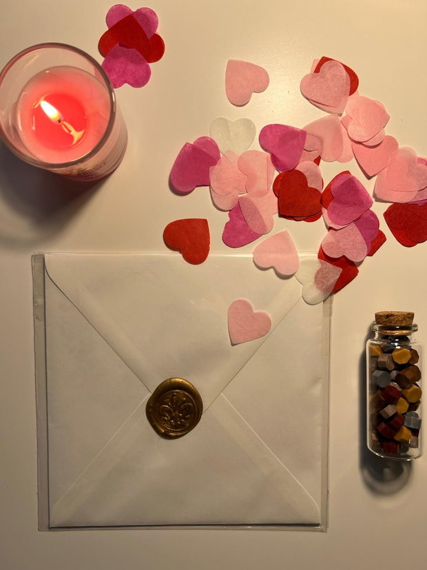 invitație personalizată cu fundiță roz