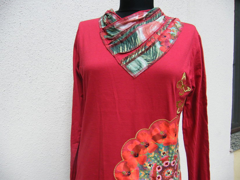 Desigual-Bluza cu guler si aplicatii