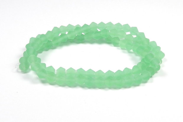 Cristale din sticla, biconice, frosted, 2 mm, verde deschis