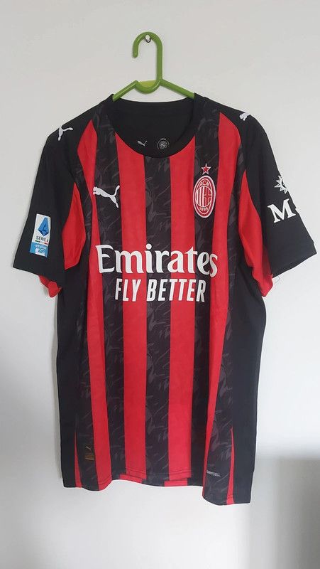 AC Milan home kit 2025 / 2026