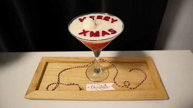 Xmas Martini -lumanare parfumata din ceara de soia