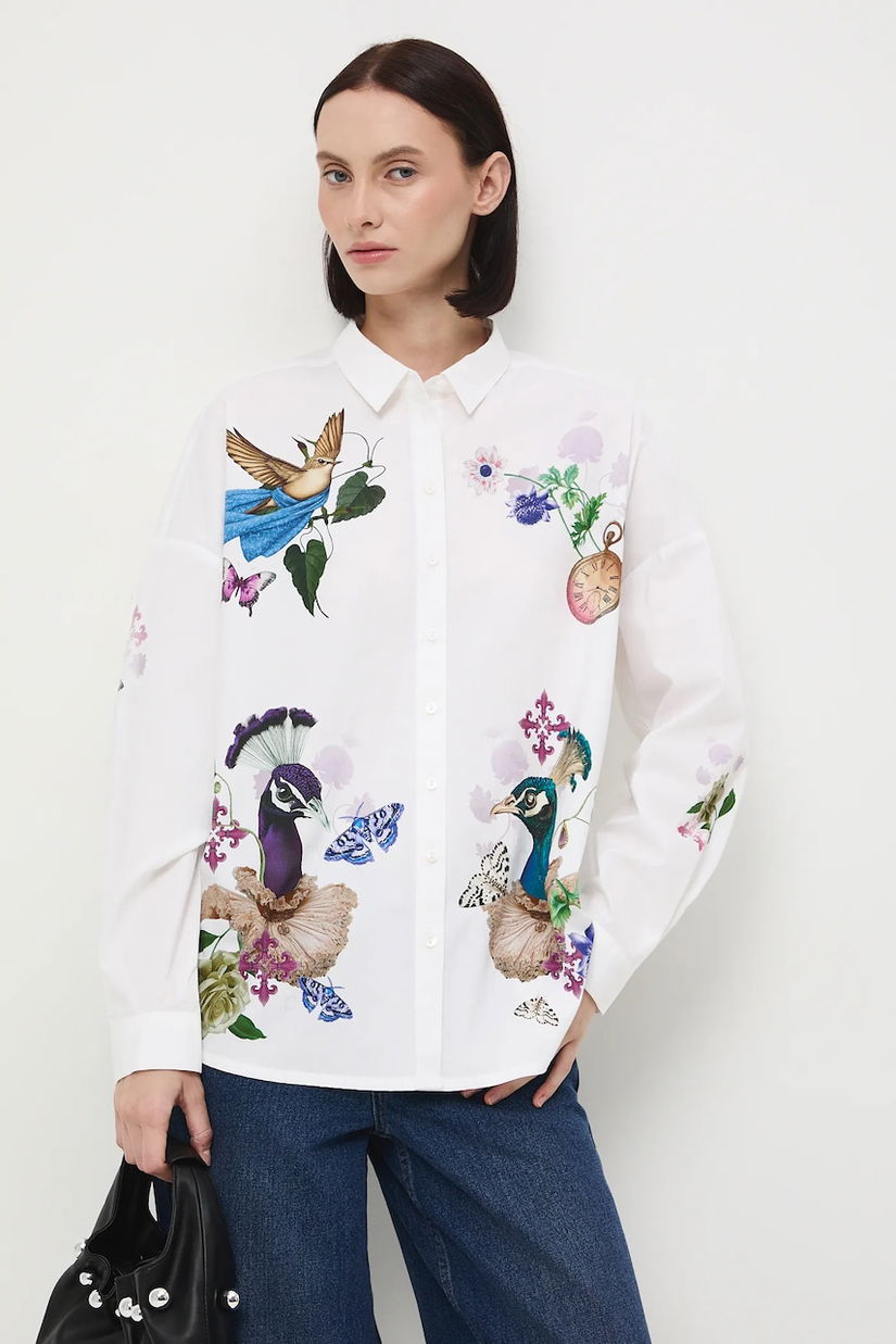 Medicine camasa culoarea alb, cu guler clasic, relaxed