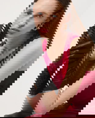 Medicine manusi culoarea negru