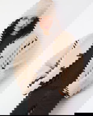 Medicine caciula din amestec de lana culoarea bej