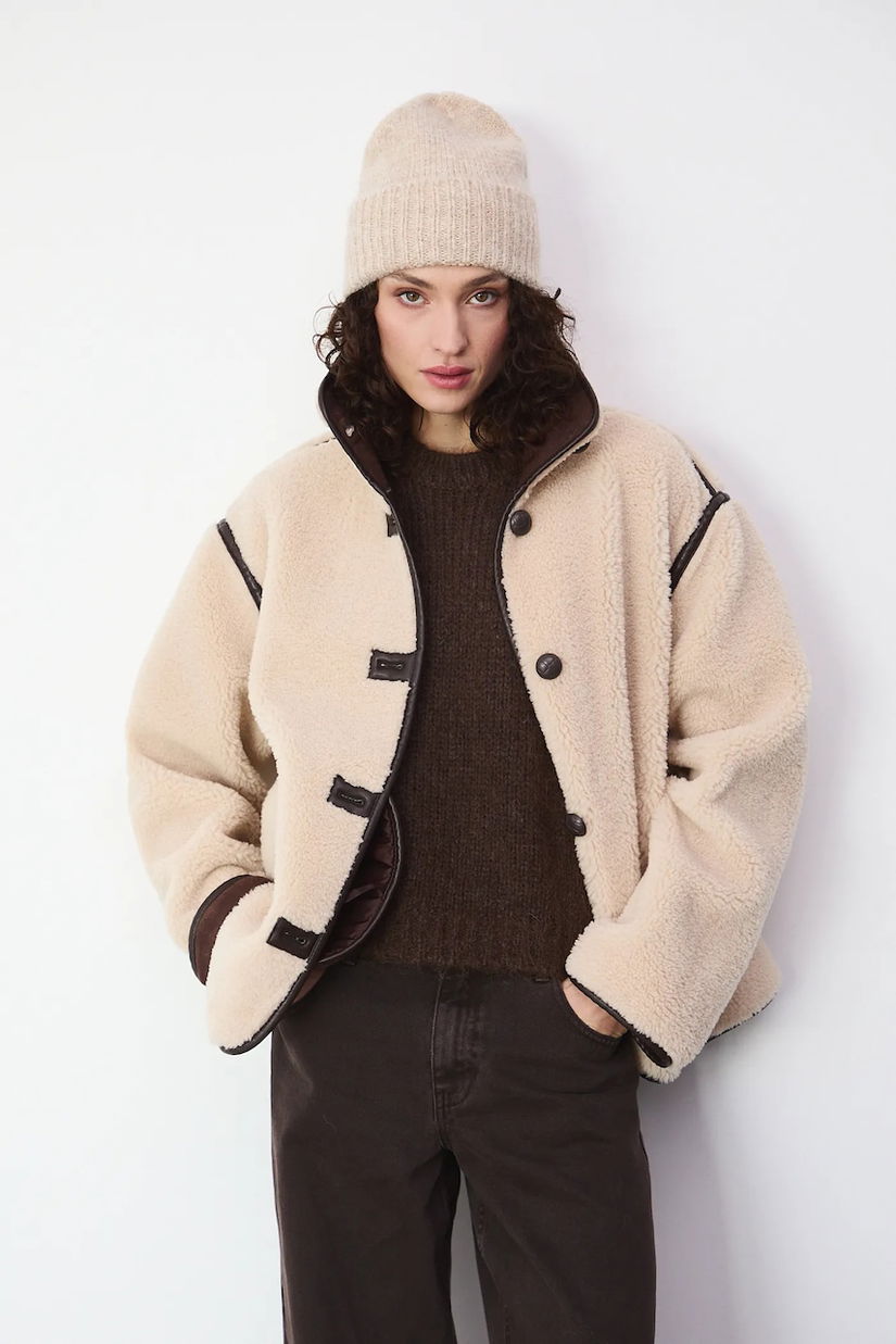 Medicine caciula din amestec de lana