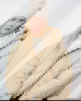 Medicine caciula culoarea bej