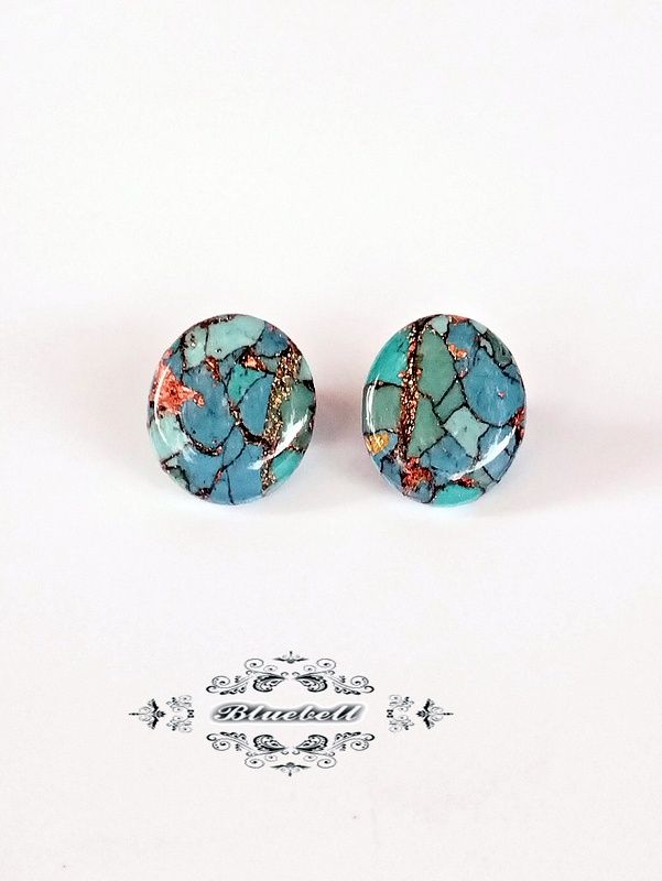 Cercei studs cu rășină