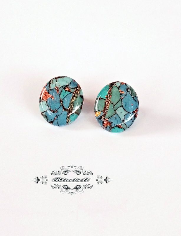 Cercei studs cu rășină