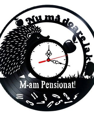 PENSIONAR-ceas de perete