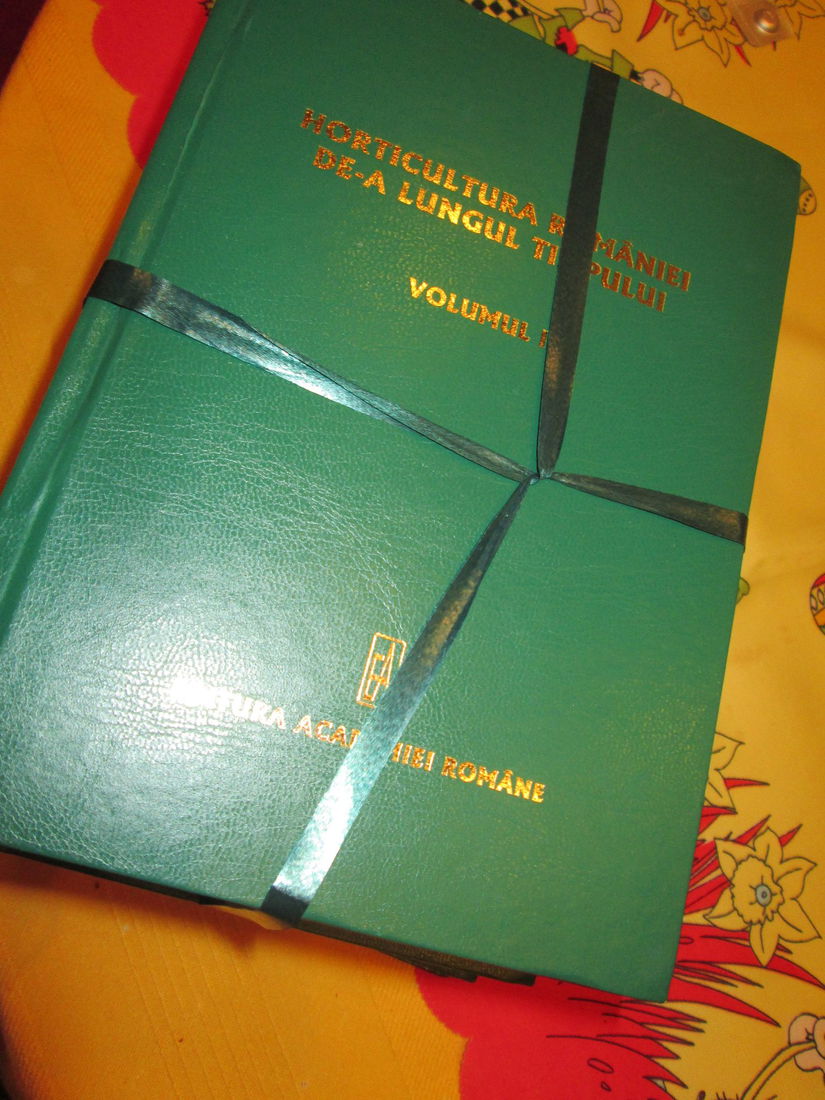 5 volume noi Horticultura Romaniei