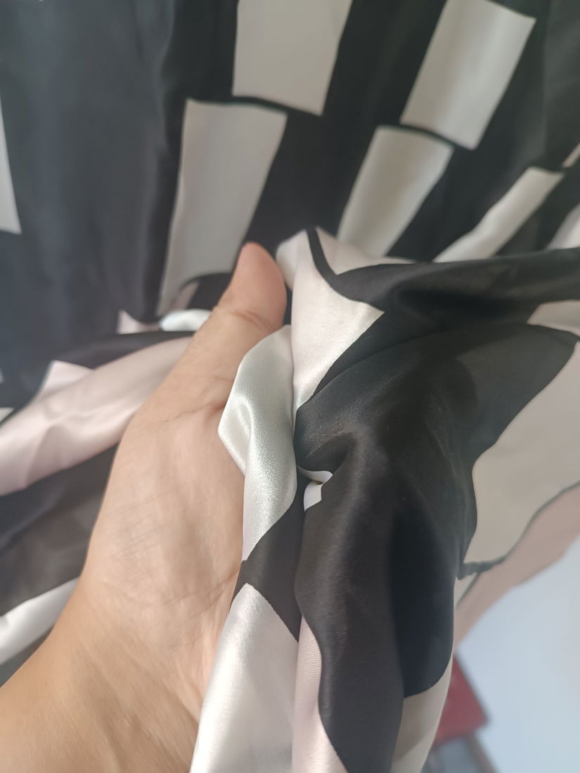 Eșarfă din mătase naturala