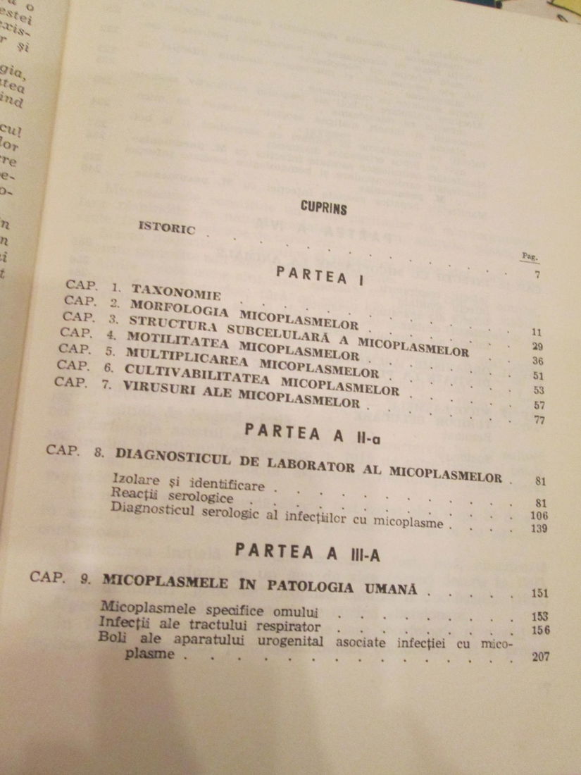 1979  carte Microplasmele