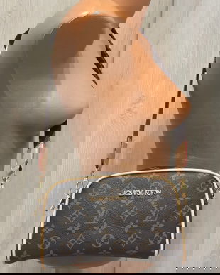 Geantă și portofel Louis Vuitton