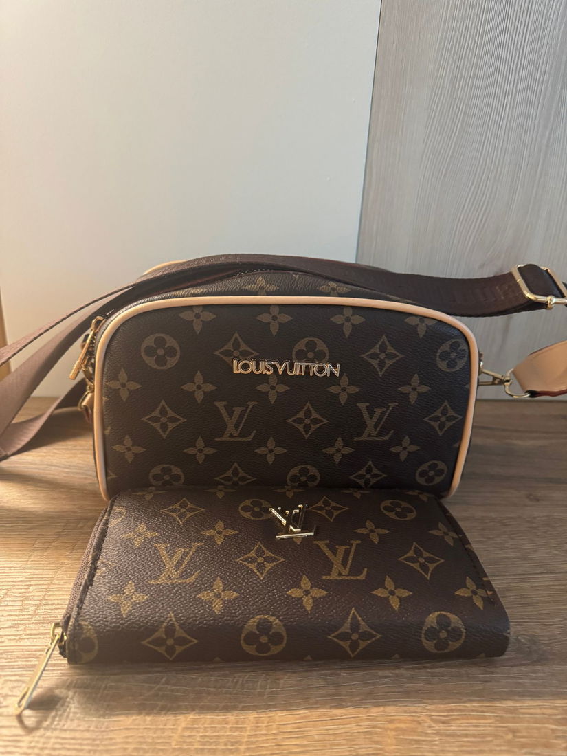 Geantă și portofel Louis Vuitton