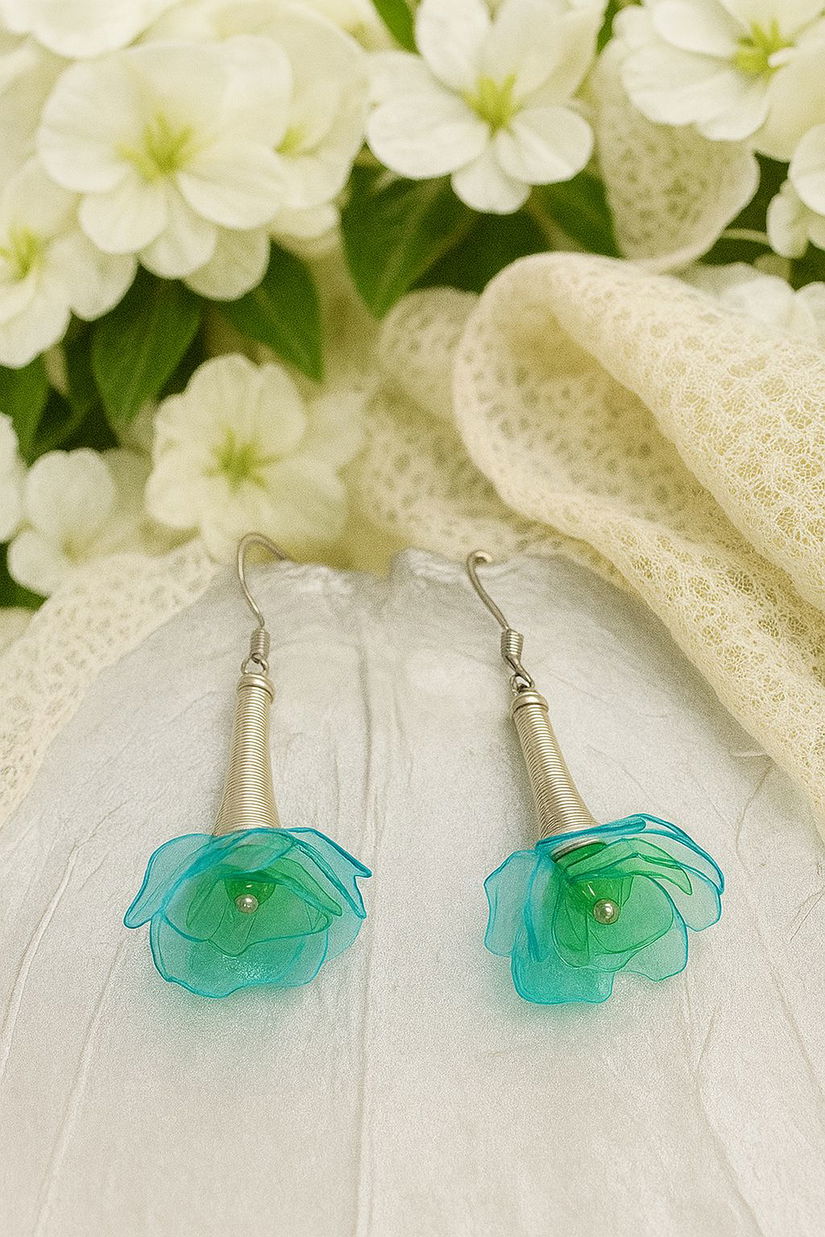 Cercei statement handmade unicat - PET-uri (plastic) reciclate - flori (cod1326)