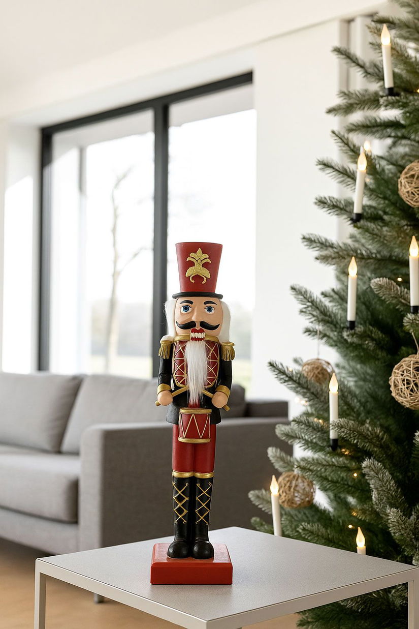 Figurina mare Spargatorul de Nuci cu tobita