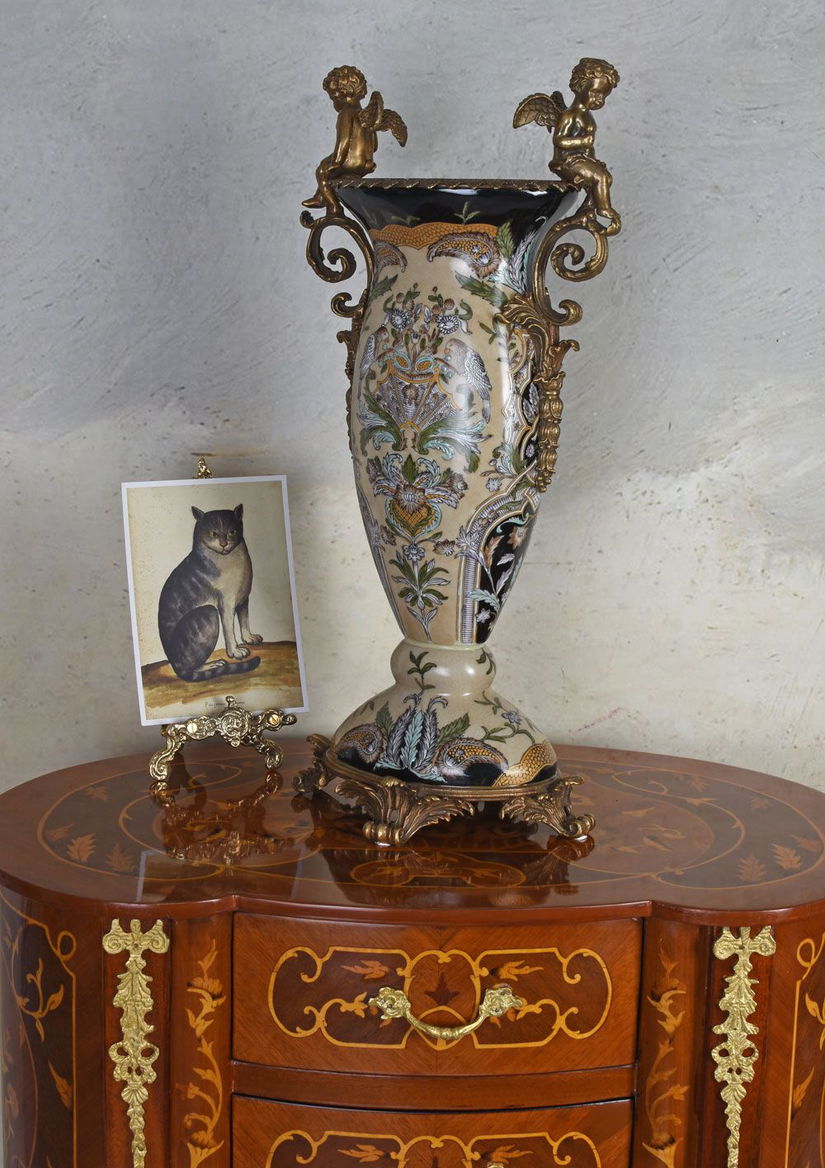 Amfora Craquelle din portelan cu ingerasi din bronz