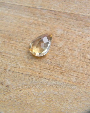 Gema citrin (MN9-1)