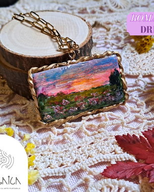 Colier cu pandantiv din lut polimeric, pictat manual, "Apus de soare"