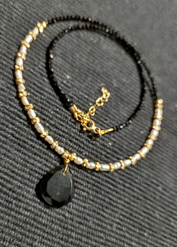 Colier vermeil perle naturale de cultura baroc mini spinel negru onix GAVBARI medalion minimalist boho chic trendy - Transport gratuit