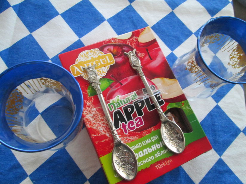 set Turcia:pahare,ceai,lingurite