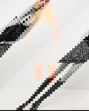 Medicine fusta culoarea negru, mini, drept