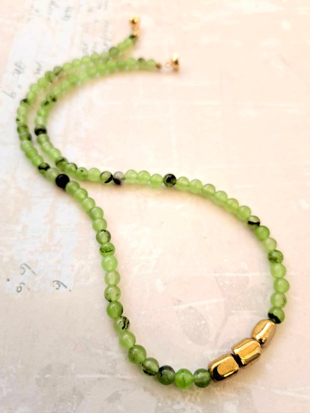 Colier CHOKER calcedonie verde