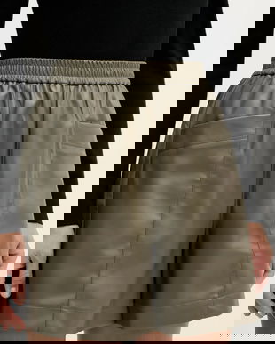 United Colors of Benetton pantaloni scurți culoarea verde, uni, high waist, 4M3CD9029