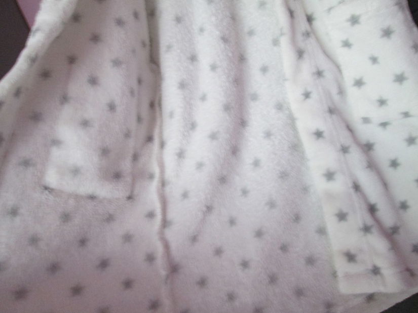 halat baie alb cu stelute 122/126