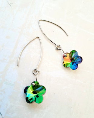 Cercei flori sticla tip Swarovski