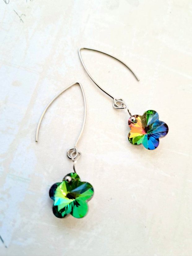Cercei flori sticla tip Swarovski