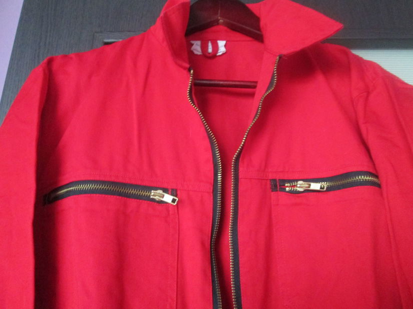 salopeta rosie bumbac impecabila