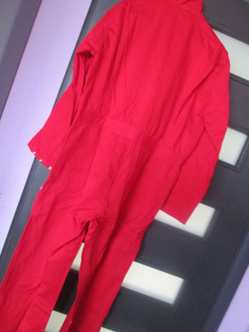 salopeta rosie bumbac impecabila