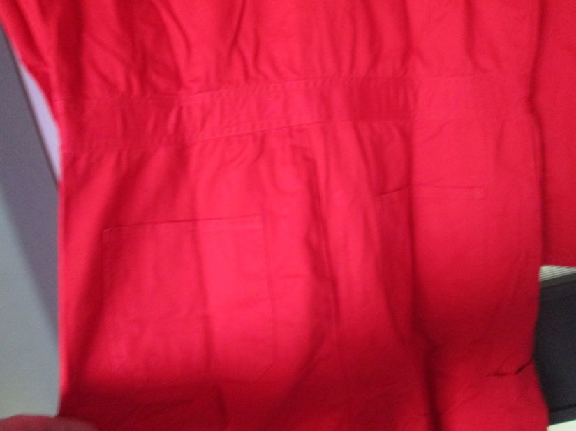 salopeta rosie bumbac impecabila