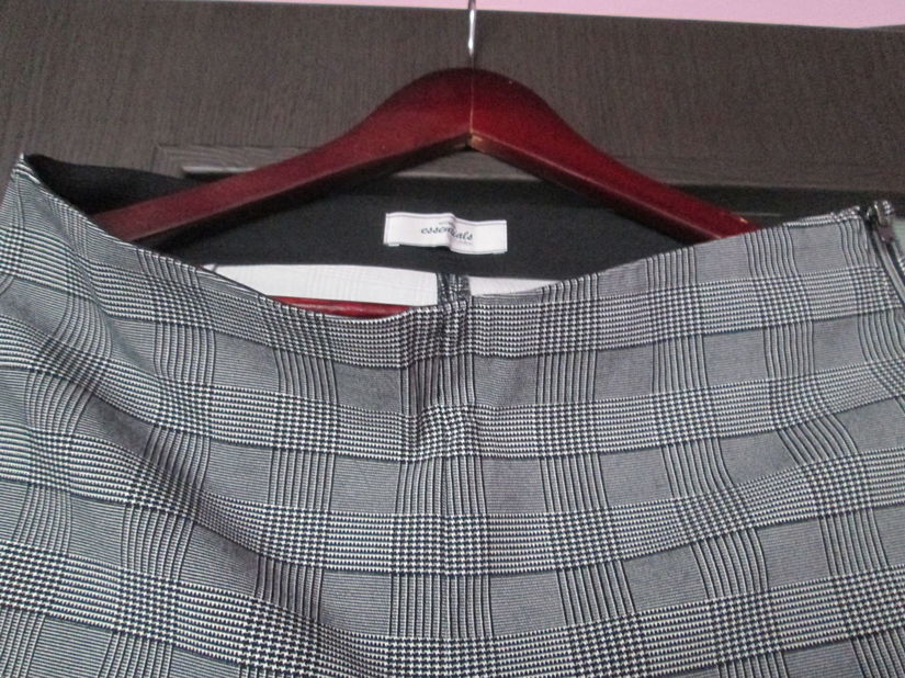 pantaloni elastici dame  42