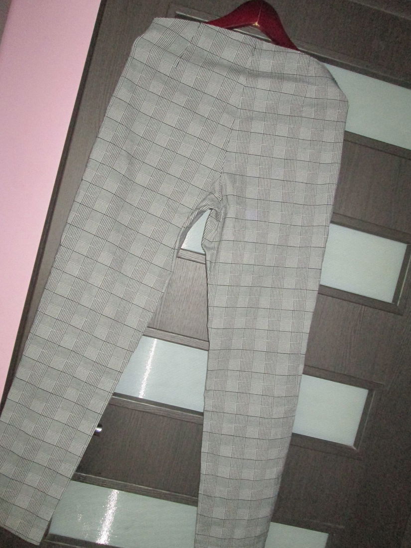 pantaloni elastici dame  42