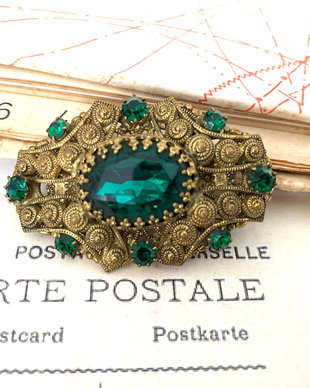 Brosa decorativa cu cristale・Brosa vintage filigranata・Brosa veche