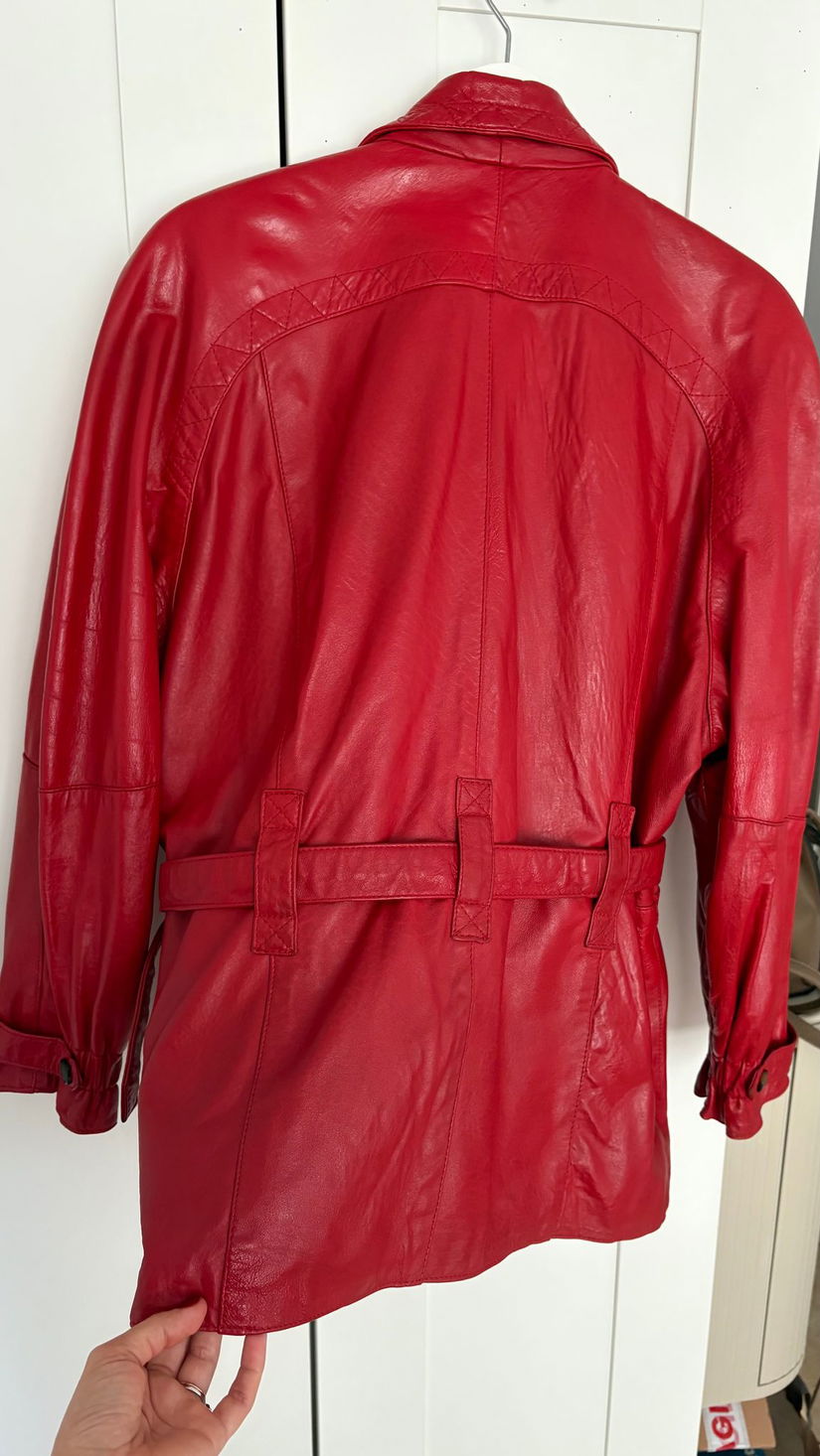 Geaca de piele naturala rosie