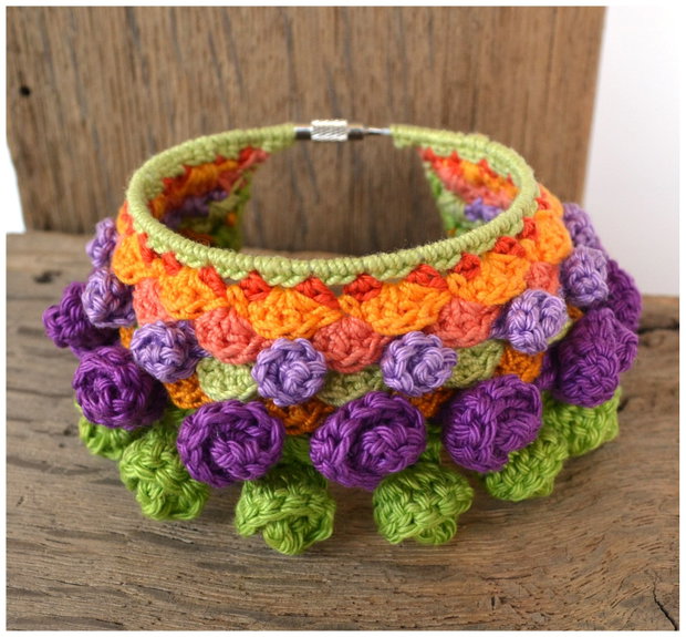 Bratara boho crosetata multicolora
